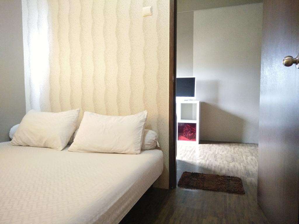 Apartment The Suites Metro By Yudis Bandung Værelse billede