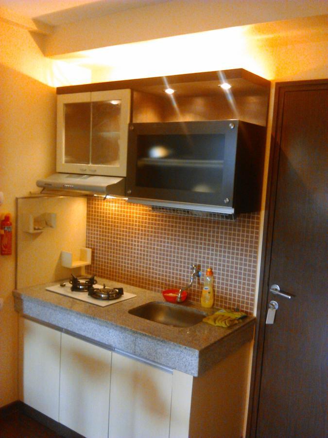 Apartment The Suites Metro By Yudis Bandung Værelse billede